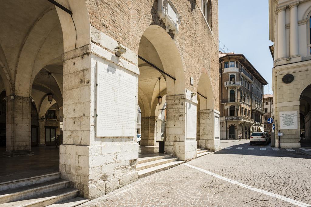Myplace Piazza Dei Signori Apartments 트레비소 외부 사진